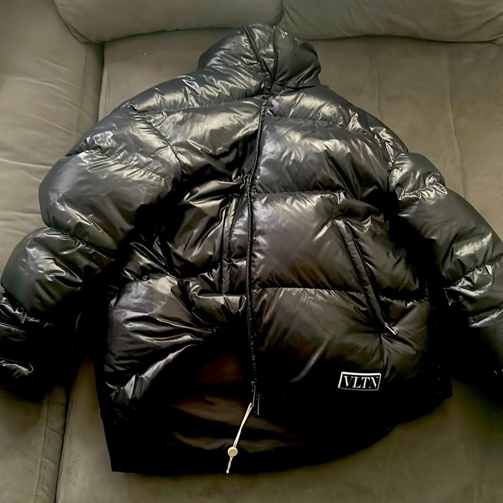 Valentino garavani puffer size 50 large men’s